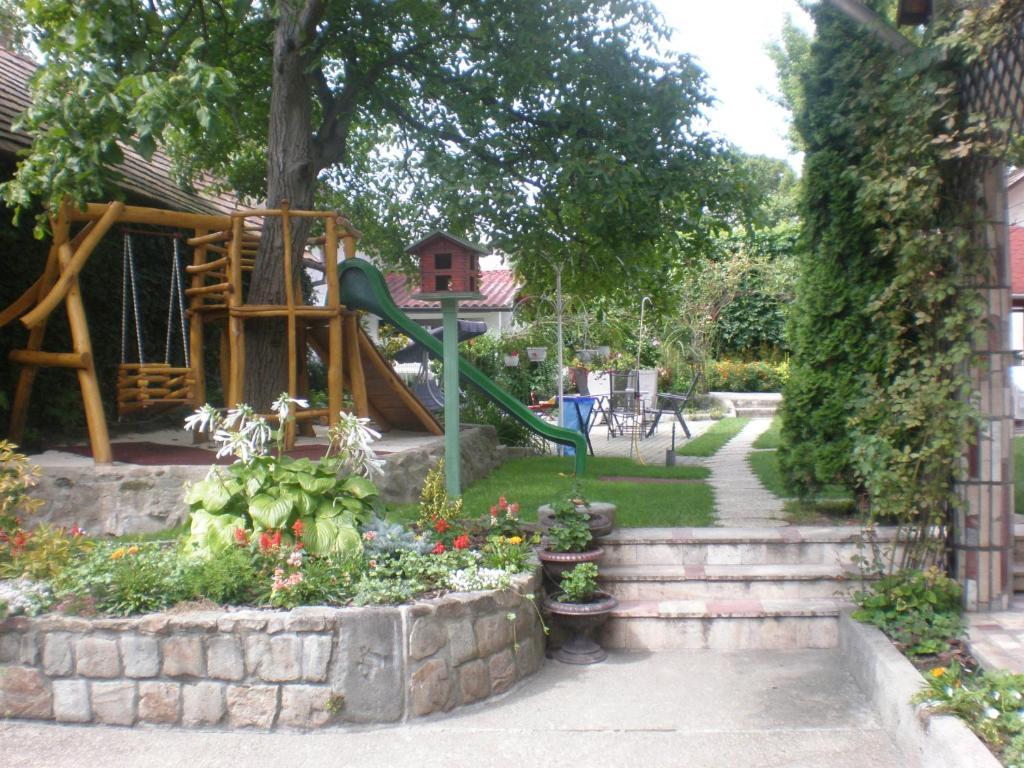 Szekely Vendeghaz Hotel Esztergom Luaran gambar